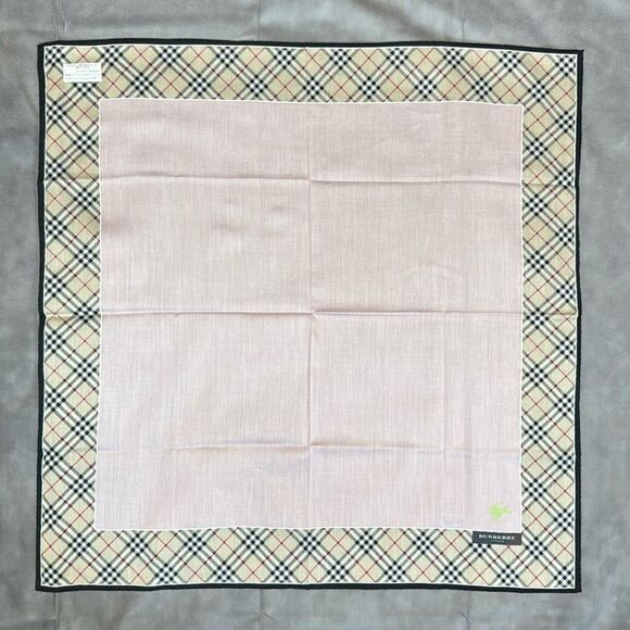 NWT Burberry Scarf - Picture 2 of 7